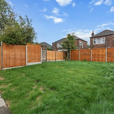 3 Bedroom House 4 Beds Free Parking 2sd Prázdninový dům