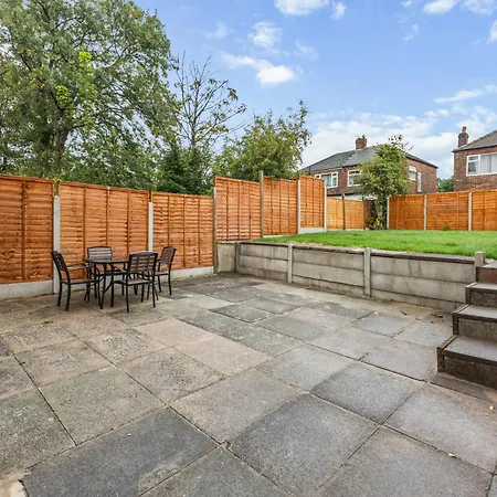 3 Bedroom House 4 Beds Free Parking 2sd Prázdninový dům Manchester