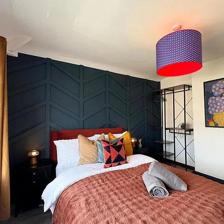 Family & Pet-friendly 5pp, Parking, 20 Min To *