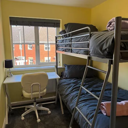 Сasa de vacaciones Stunning House In Chorlton