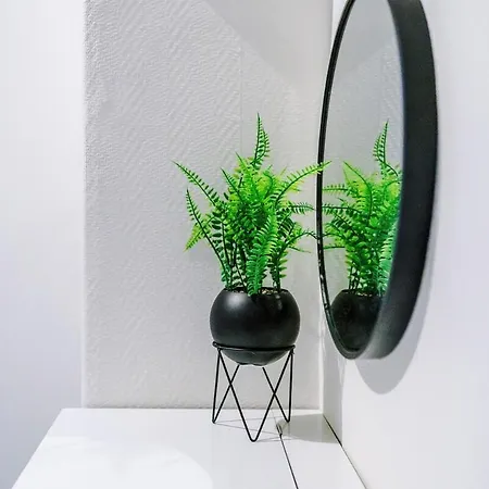 Oldtrafford - Sleeps 6 - Free Parking - Free Wifi 別荘 *