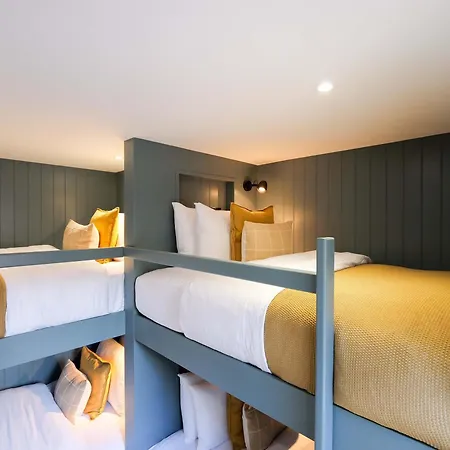 Eden At The Heim Manchester