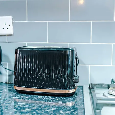 4-bed House Near Centre Holiday home *