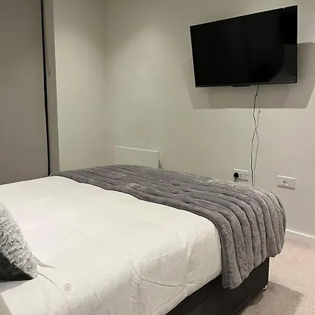 High-end 2 Bed Retreat - Ao Arena & Victoria Stn Apartmán