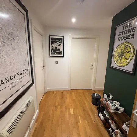 View By Eason Short Lets マンチェスター