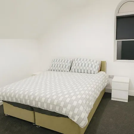 Kehoes Platinum Near Etihad Stadium And Coop Live Arena Sleeps 4 Manchester