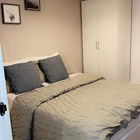 Appartement Cozy 2- Bed In The Centre *