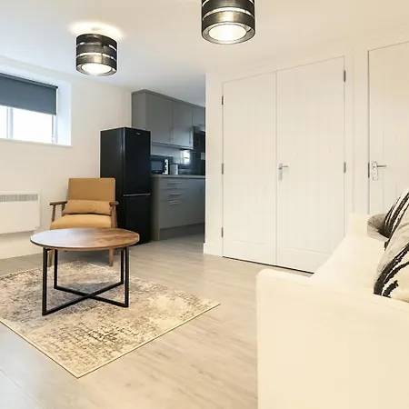 Apartment Kehoe's Nest Near Etihad Stadium & Coop Live Arena Sleeps 3