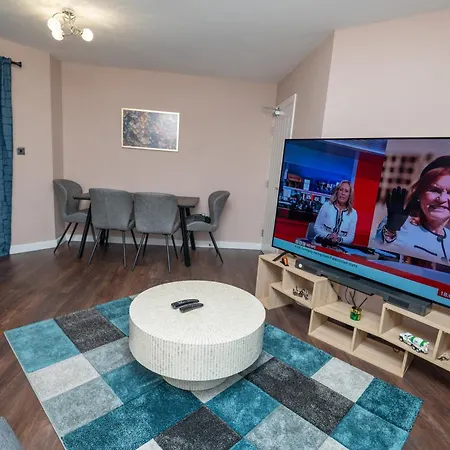 Elegant And Modern 3 Double Bedroom Near Centre Entire House Parking Bed & Breakfast Manchester