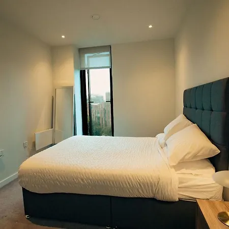 Luxury Sky 2 Bedroom 2 Bathroom Centre Lejlighed *