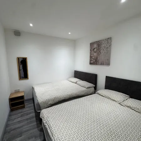 2, Centrally Located Near Northern Quarter דירה *