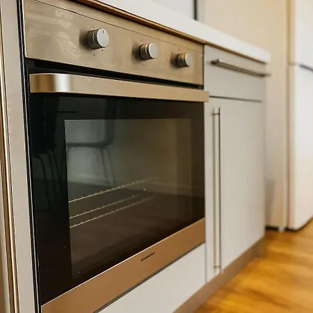 Contemporary 2 Bedroom Flat With Great Location In Salford * Manchester