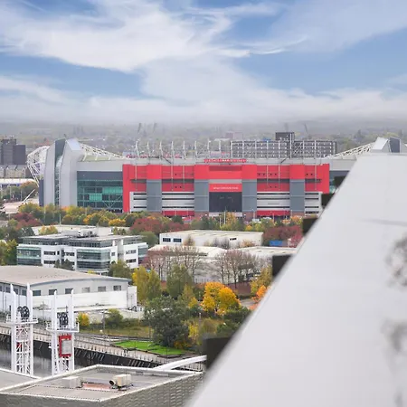 Апартаменты Panoramic Views Elegant 2br, 2 Min To Metro Манчестер