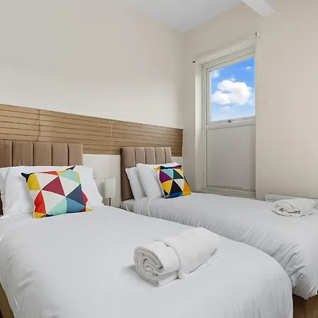 Moxley Residence-2-bed For Business & Leisure Apartmán
