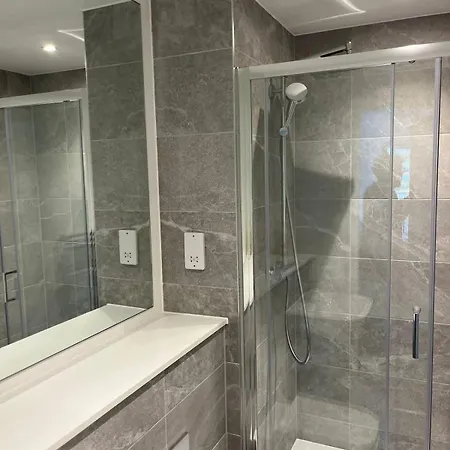 公寓 Joyful Group - Stylish 2 Bedroom Duplex With Sofa Bed In Salford M5 曼彻斯特