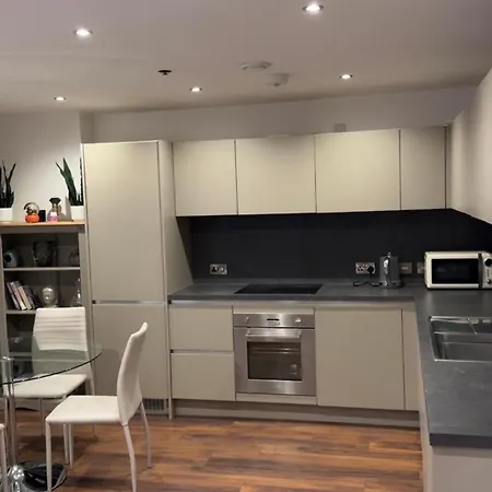 Appartement Cozy 2- Bed In The Centre *