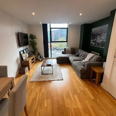 View By Eason Short Lets マンチェスター