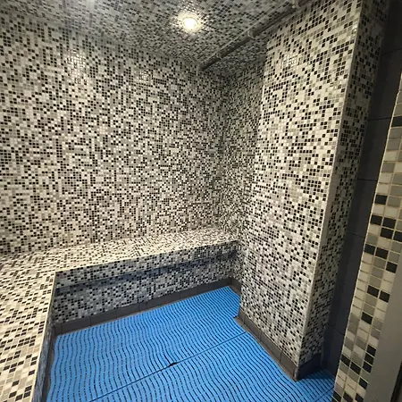 View By Eason Short Lets *