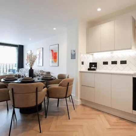 Urbano At The Heim Manchester