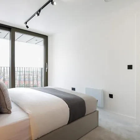 Urbano At The Heim Apartament