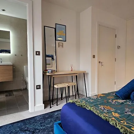 Daire Sleek 4br Townhouse Rooftop Hot Tub Prime Location Manchester