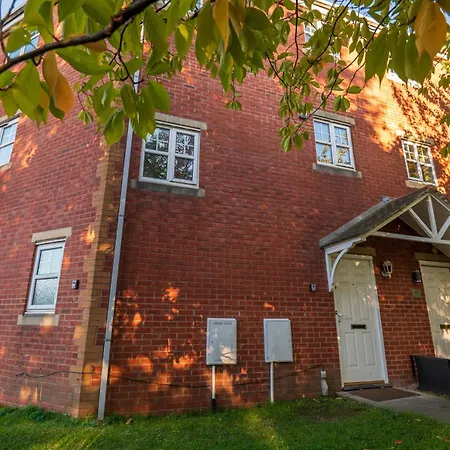 Elegant And Modern 3 Double Bedroom Near Centre Entire House Parking