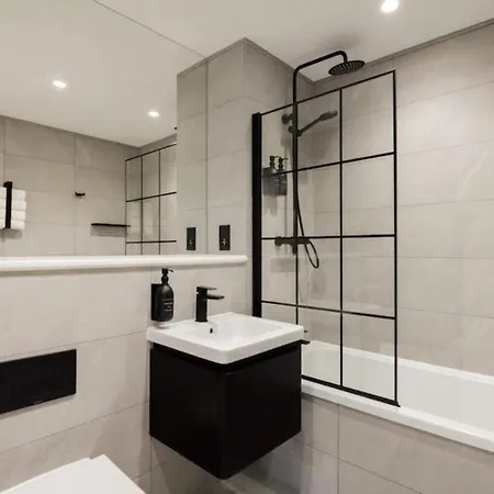 Urbano At The Heim *