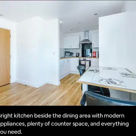 Opfa Luxury * Mánchester