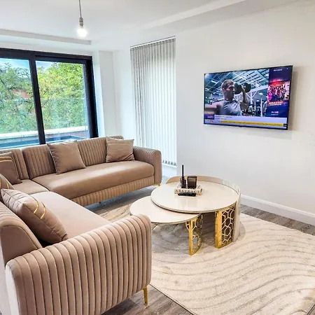 Апартаменты Opfa Luxury