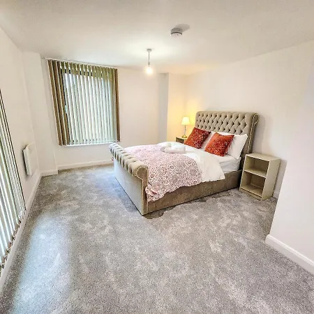 Opfa Luxury Апартаменты Манчестер