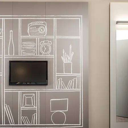 Ibis Centre 96 Portland Street Manchester