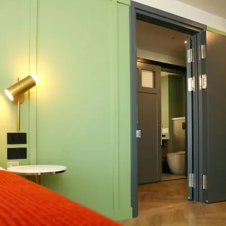 The Reach At Piccadilly, Manchester, A Tribute Portfolio