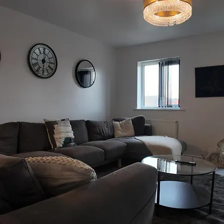 Stylish In Vibrant Salford, Manchester!