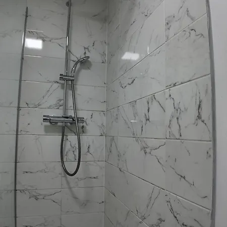 Stylish In Vibrant Salford, Manchester! * Manchester