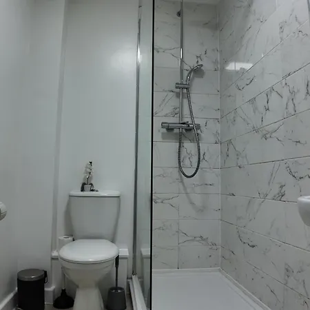 Stylish In Vibrant Salford, Manchester! * Manchester