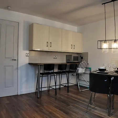 Apartman Stylish In Vibrant Salford, Manchester!