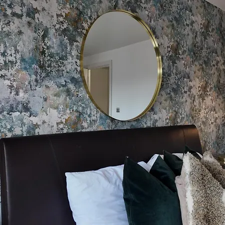 Apartment Stylish In Vibrant Salford, Manchester! Manchester