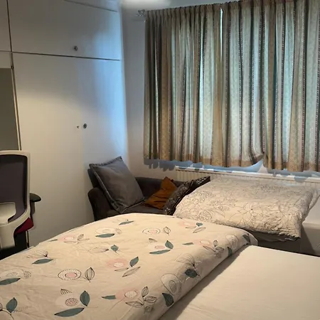 Komegloba Exquisite * マンチェスター