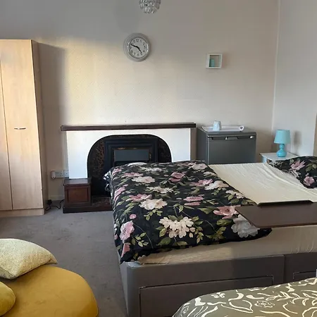 Komegloba Exquisite Μάντσεστερ