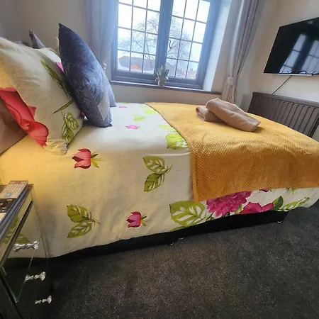 Luxury Free Wifi Old Trafford Homestay szállás *