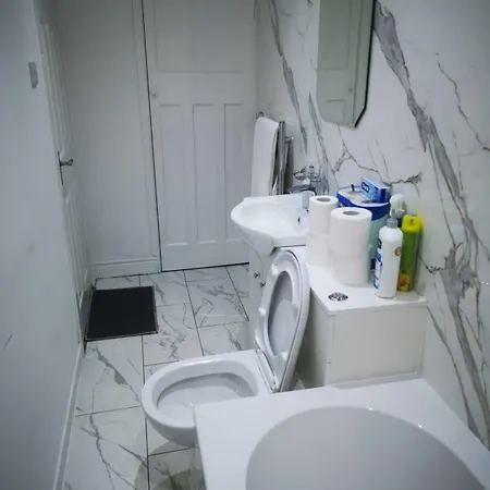 Caftop Homes בית אירוח *