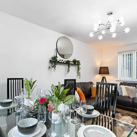 Semesterbostad Comfy 3bedroom Getaway