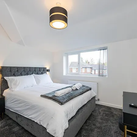 Modern 5-bed Ev Centre 10 Min Vakantiehuis *