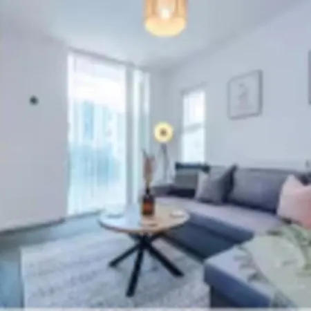 別荘 Stylish House In With Pool Table