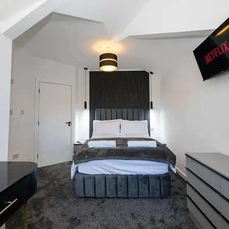 Vakantiehuis Modern 5-bed Ev Centre 10 Min *