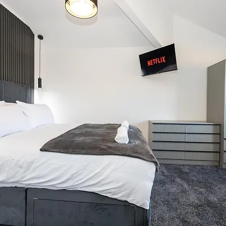 Vakantiehuis Modern 5-bed Ev Centre 10 Min