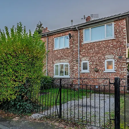 Holiday home Comfy 3bedroom Getaway Manchester