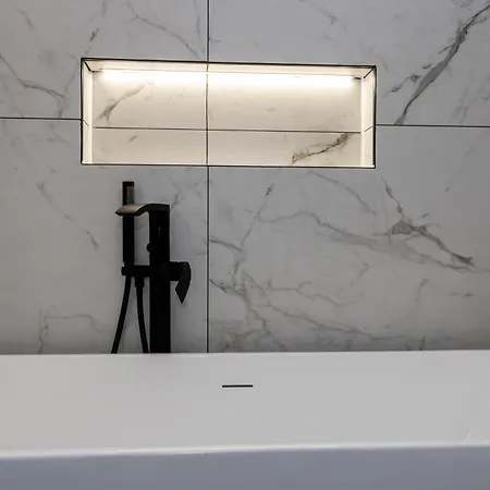 Modern 5-bed Ev Centre 10 Min Σπίτι διακοπών Μάντσεστερ