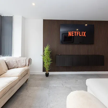 Modern 5-bed Ev Centre 10 Min *