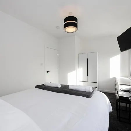 Modern 5-bed Ev Centre 10 Min *